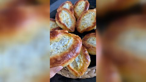 Dereotlu Peynirli Pide Poğaça