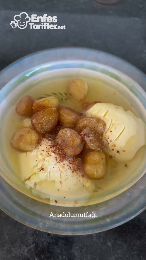 Kasede tereyağı, pişmiş sarımsaklar, sıvı yağ ve baharatlar